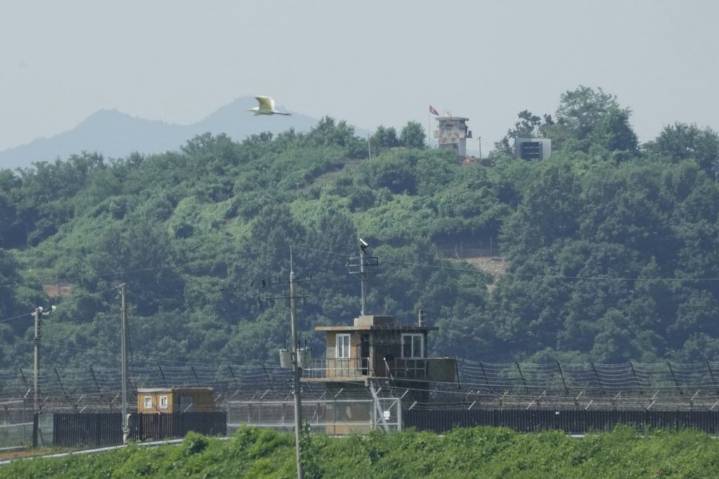 South Korea’s military says North Korea is removing speakers from their tense border