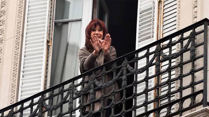 Causa Vialidad: un juez falló a favor de Cristina Kirchner y no deberá pagar $22.300 millones