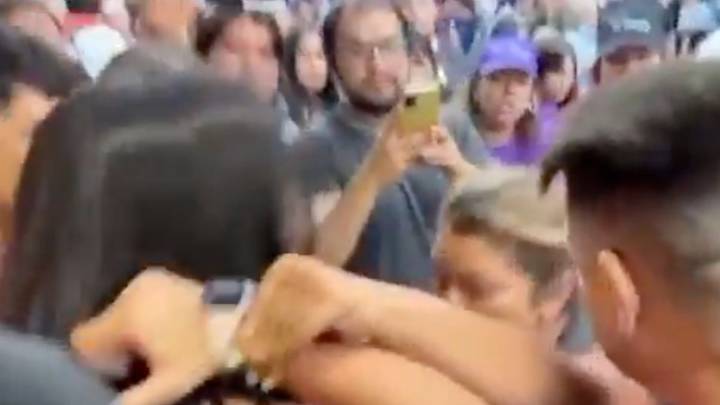 Libertarios agredieron a periodistas de A24 en Corrientes: "La seguridad de Karina Milei me empujó"