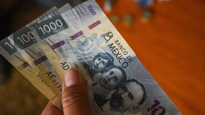 ¿Es normal que te pidan dinero para darte un préstamo?, esto dice la Condusef