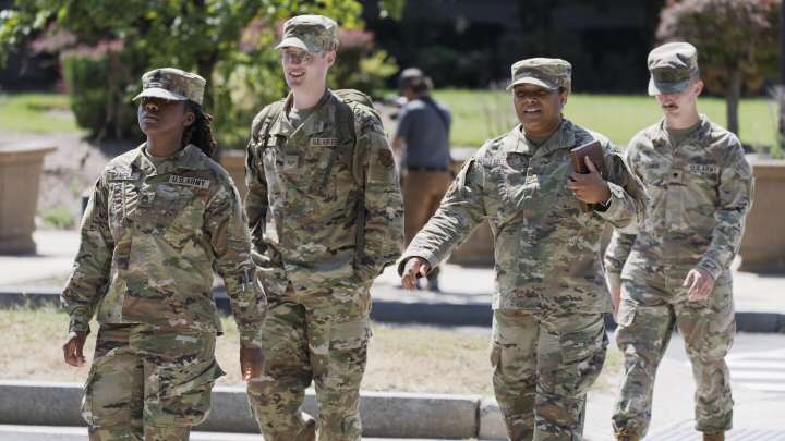 National Guard troops arrive in D.C. under Trump crime directive
