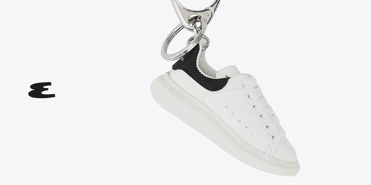 37 Best Gifts for Sneakerheads 2025 - Cool Sneaker Accessories