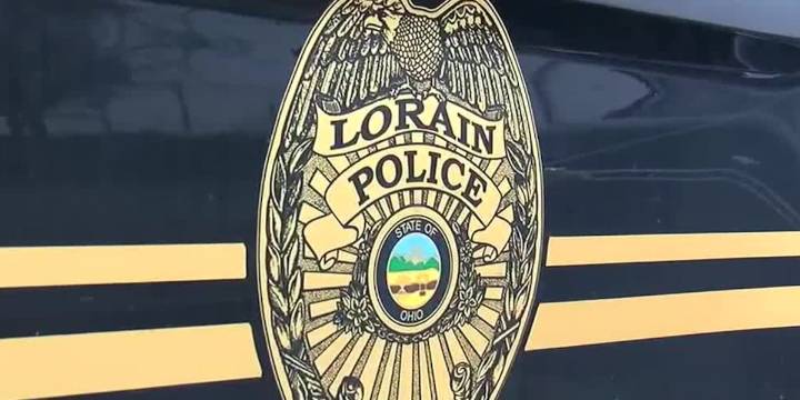 Dead body found inside trunk in Lorain