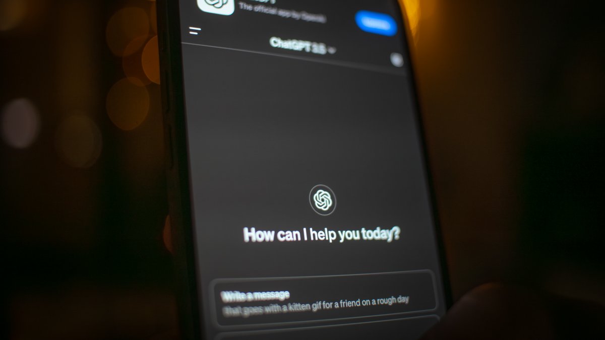 Alarm grows as people rely on AI chatbots for serious advice