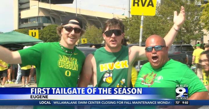 Oregon football's first tailgate of the 2025 season, and EPD gives traffic tips for game days