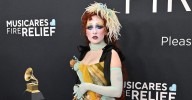 Does Chappell Roan Really Smell? What We Know About the "Pink Pony" Singer’s Scent