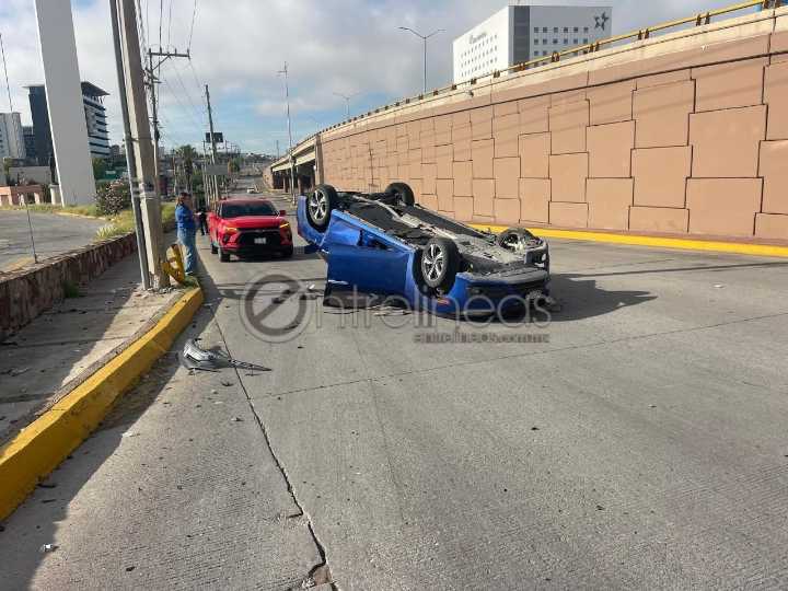 Choque en Periférico de la Juventud deja un lesionado