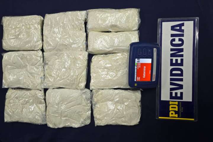 Detectives de la PDI incautan droga valorada en $141 millones en la frontera con Perú