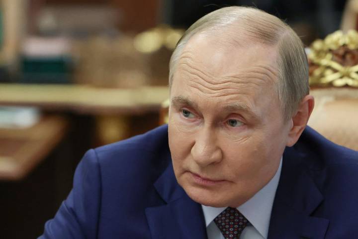 Rubio habla con Lavrov y Putin con Kim Jong-un, previo a la cumbre en Alaska
