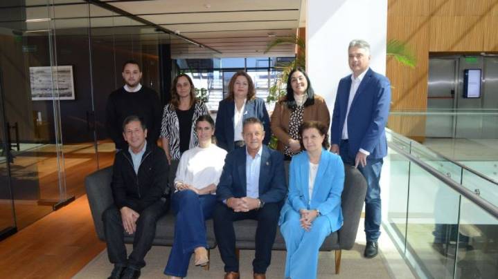 Intendentes entre la campaña, el ajuste y la defensa de sus localidades