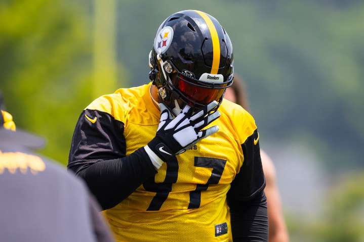 Cam Heyward sends Steelers blunt message on contract, won't rule out missing games
