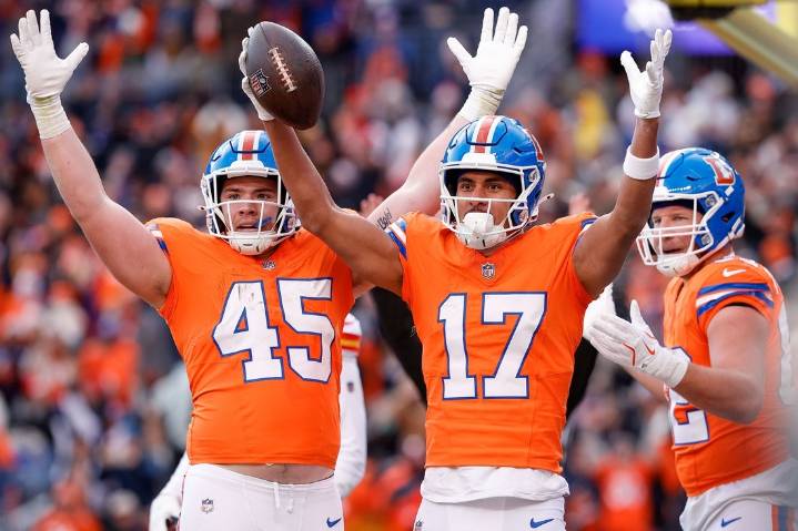 Deadspin | Saints acquire WR Devaughn Vele from Broncos