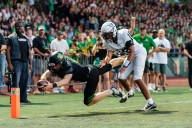 Sloan Baker throws 4 touchdown passes as West Linn routs Kamehameha in season opener