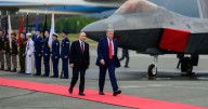 La reunión entre Trump y Putin en formato restringido ha terminado