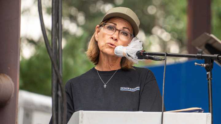 Kim Reynolds says Iowa National Guard will offer assistance to ICE