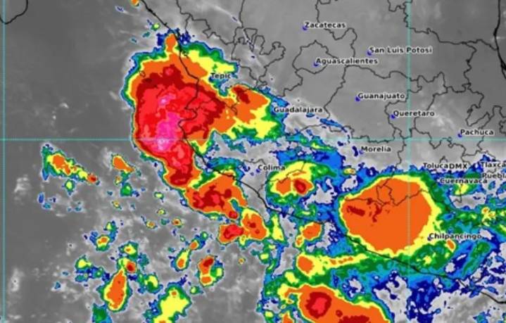 Clima en Puerto Vallarta HOY domingo: más lluvias por la noche