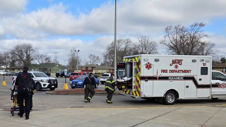 Joliet Fire Department launches community paramedic program with Will County Health Clinic