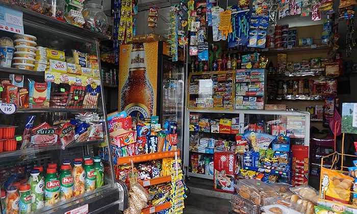 Apagones y alza en electricidad “golpea” a comercios
