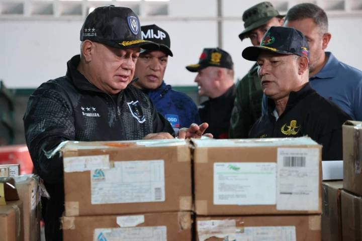 Diosdado Cabello acusa a María Corina Machado y a EEUU de orquestar atentados en Venezuela