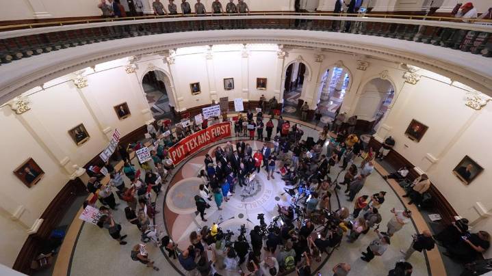 How redistricting is done and why it could give parties an edge