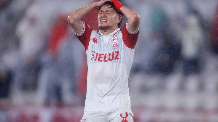 Huracán tuvo un partido para el olvido y se despidió de la Copa Sudamericana