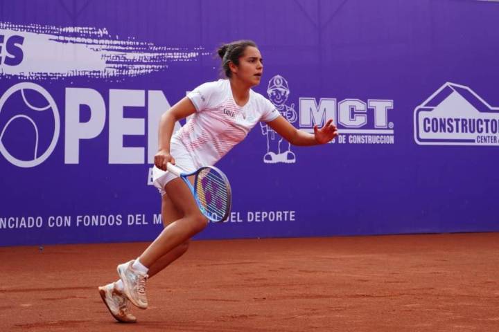 Antonia Vergara da el golpe y junto a Fernanda Labraña son semifinalistas en singles del LP Open Series by IND 