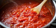 La ANMAT recomendó no consumir tomate triturado de una reconocida marca por posible contaminación con gusanos
