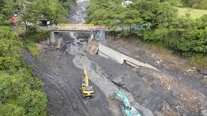 Invías restringe paso a camiones de todas las categorías, buses y camionetas con peso superior a una tonelada, en la vía El Crucero