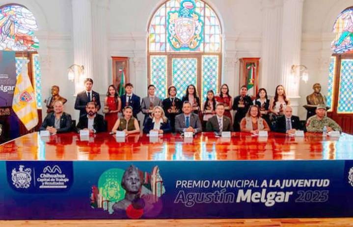 Entregan el Premio Agustín Melgas a 11 jóvenes