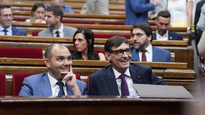 La Generalitat acelera la reforma administrativa en su primer año y abre "nueva etapa" con los municipios
