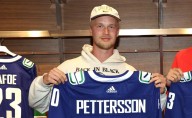 NHL News: Elias Pettersson reportedly the main reason for Brad Marchand’s former Bruins teammate to join Canucks