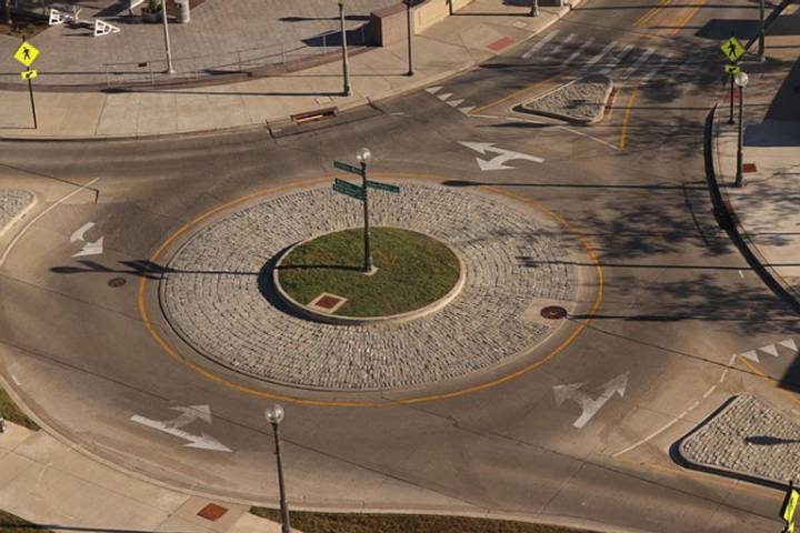 Man killed painting England flag on roundabout "a true English hero"