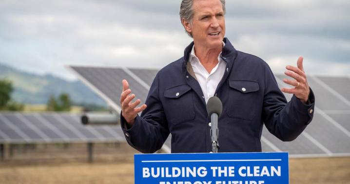 Commentary: California is backsliding on climate progress. It's (mostly) Gavin Newsom's fault