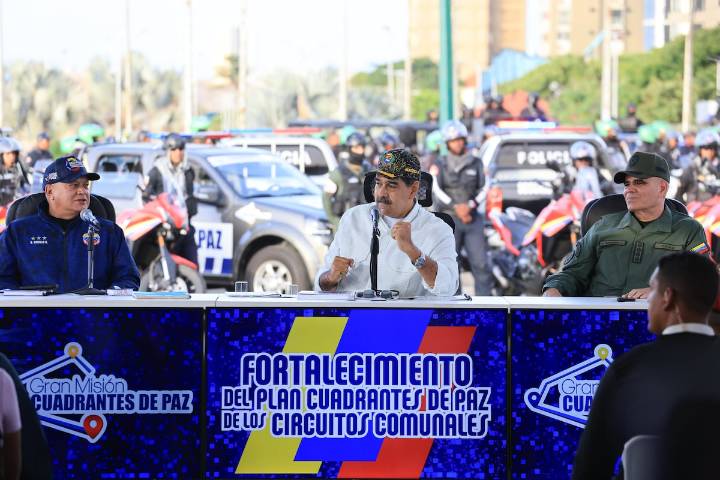 Maduro y el chavismo cierran filas ante la presión de Estados Unidos: “Dejen quieto al que está quieto”