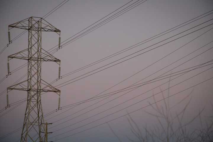 Car strikes utility line, leaves dozens temporarily without power