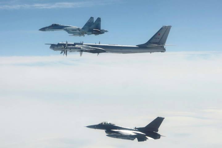 NORAD rastrea actividad de avión espía ruso en la Zona de Identificación de Alaska