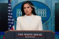 La administración Trump revoca las autorizaciones de seguridad de 37 funcionarios