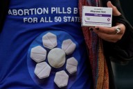 Ill. law requires student access to abortion pills on campuses