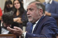 Advertencia de Luis Juez a Javier Milei: "La gente se cansa de los extremos"