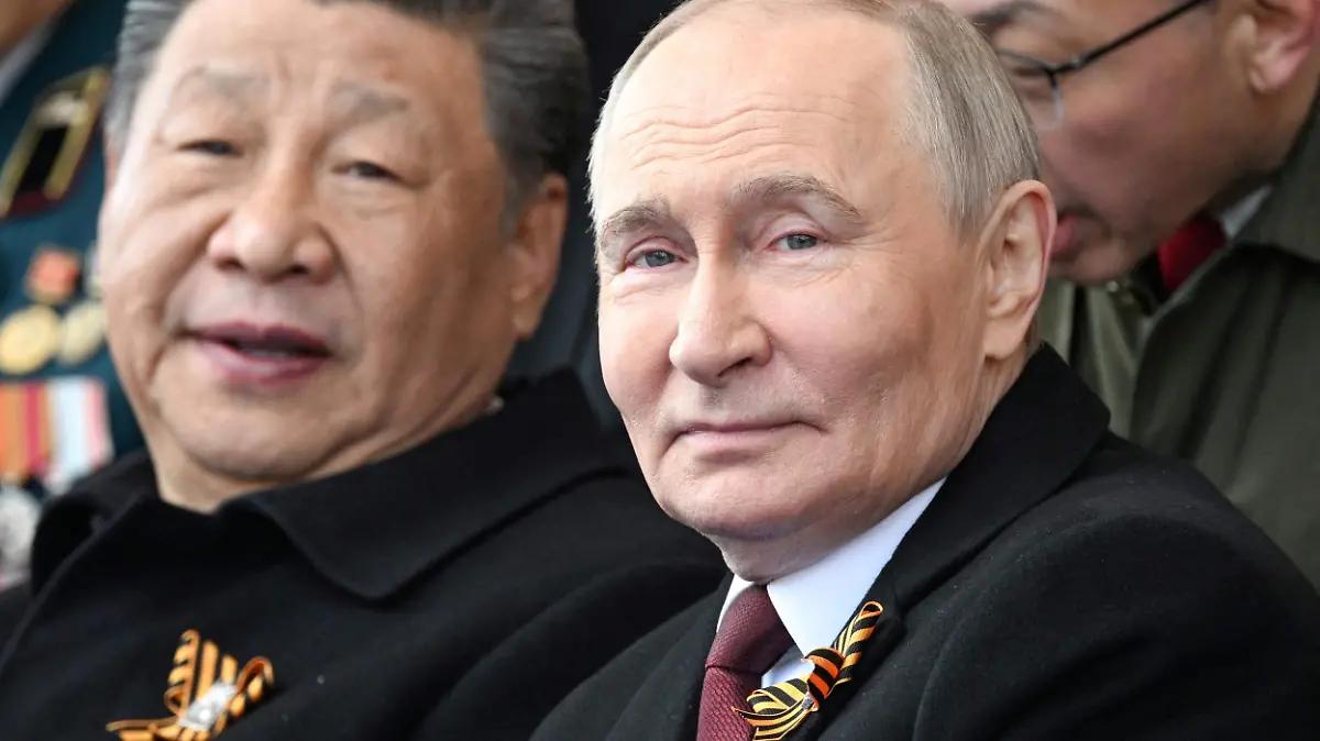 Vladimir Putin llega a China para cumbre clave organizada por Xi Jinping
