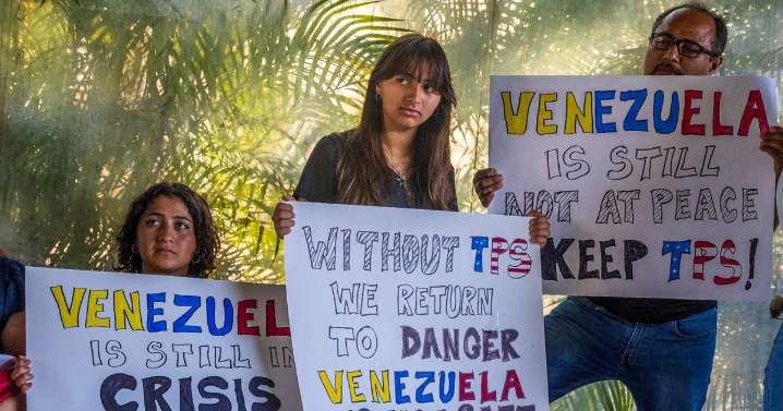 Appeals court blocks Trump administration from ending legal protections for 600,000 Venezuelans