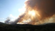 Radiografía de los incendios en Castilla y León: 13 frentes, 700 personas desalojadas y 500 efectivos de extinción