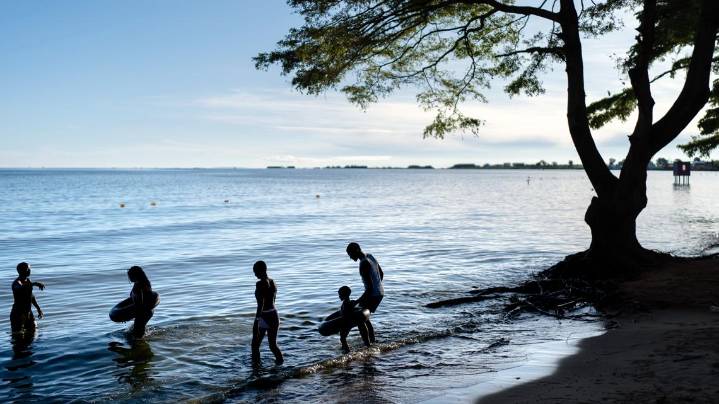 Some in Uganda question US migrant deal