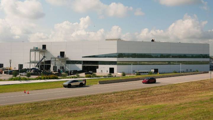 Tesla could face lawsuit over HQ property appraisal dispute