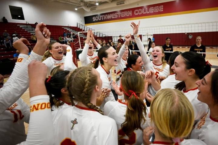Preview: Dons, Falcons should against be San Diego's best in girls volleyball