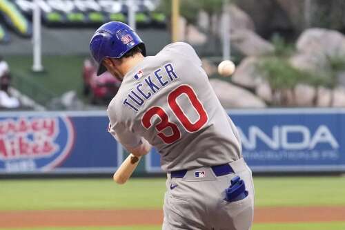 Tucker adds 2 more homers, Cubs offense finally explodes