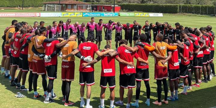 América de Cali tendría cerca al reemplazo de Diego Raimondi: dos técnicos extranjeros son candidatos