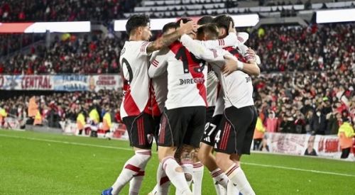 River reuperó juego y superó a Godoy Cruz