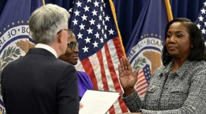 Trump despide a Lisa Cook, gobernadora de la Reserva Federal de Estados Unidos