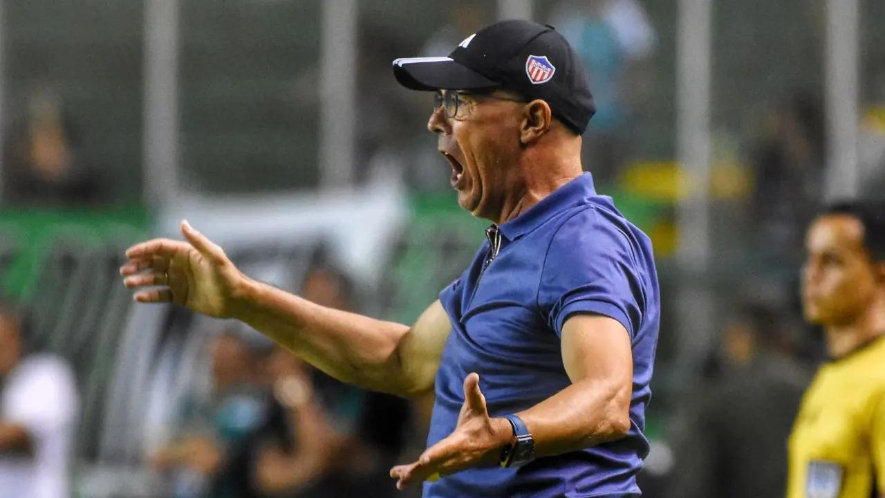 Alfredo Arias: "Seguramente cuando perdemos es porque hago los cambios incorrectos"